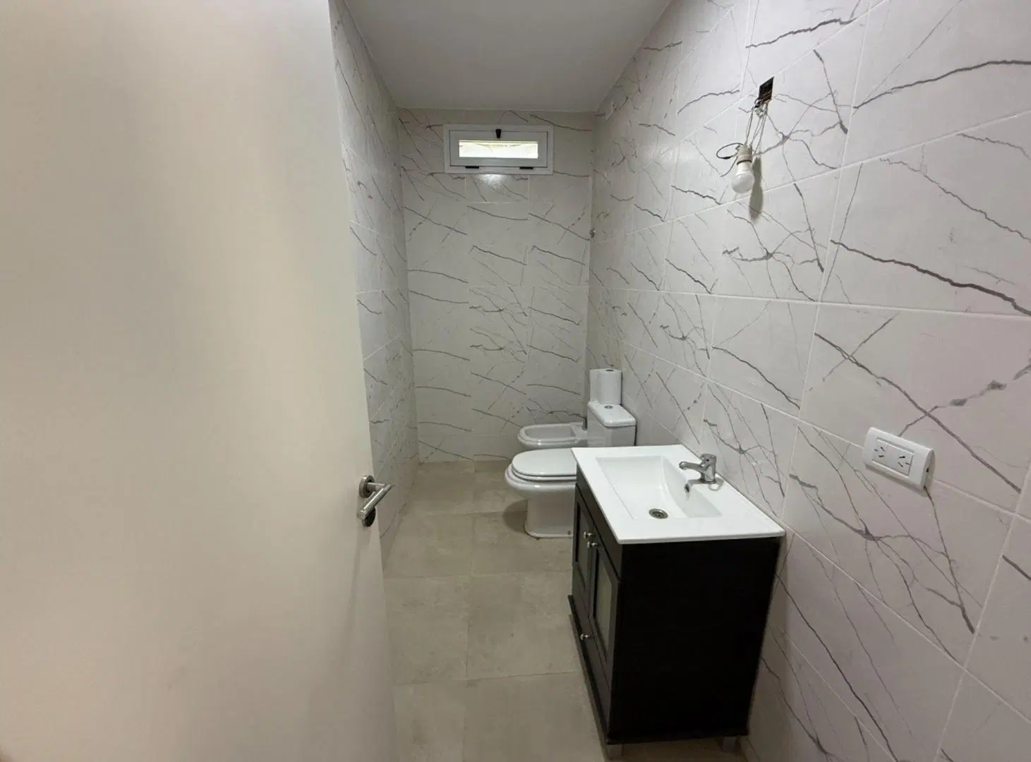 ALQUILER CASA 4 DORM BARRIO PRIVADO SAUCES 5