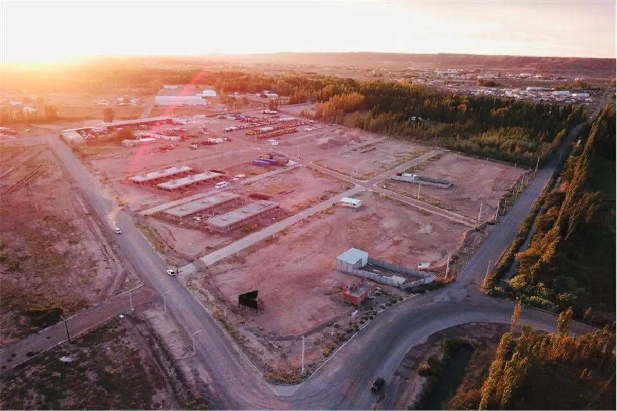 VENTA LOTES 300m2 EN LOTEO CONFLUENCIA 5