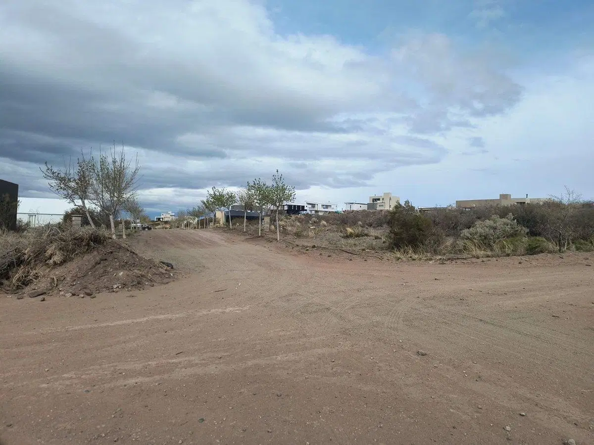 VENTA LOTE CHOCON MEDIO ETAPA PRADERA 2