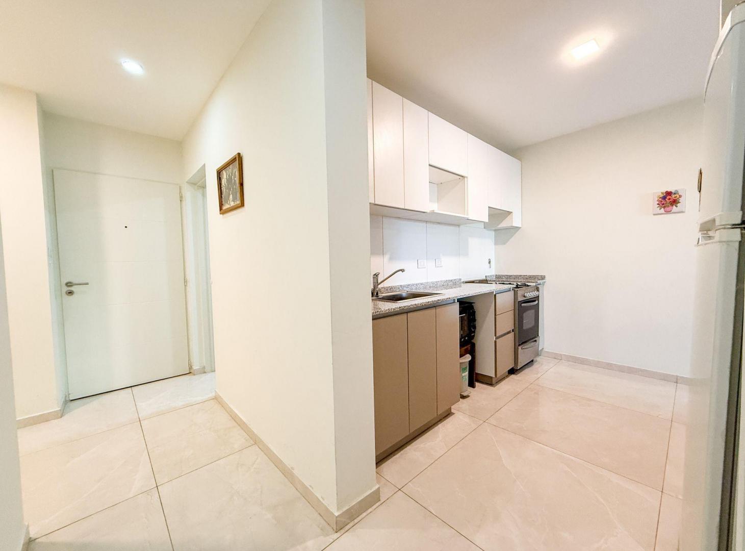 Foto de VENTA DEPARTAMENTO 2 DORMITORIOS EDIFICIO EBRO, imagen 2