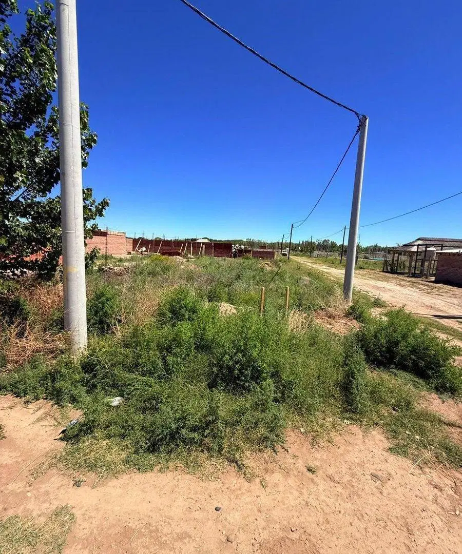 VENTA LOTE ESQUINA JARDINES DE LIMAY, PLOTTIER 4