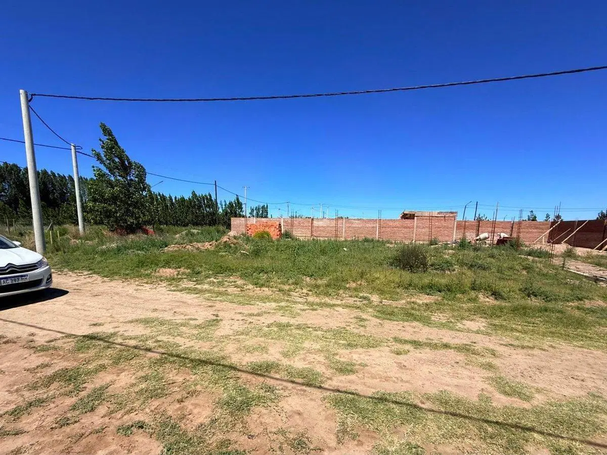 VENTA LOTE ESQUINA JARDINES DE LIMAY, PLOTTIER 2