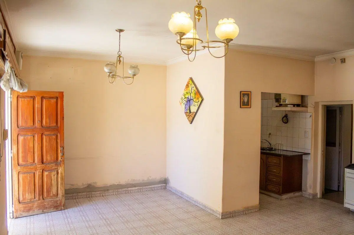 VENTA CASA PLANTA BAJA B° BOUQUETE ROLDAN 3