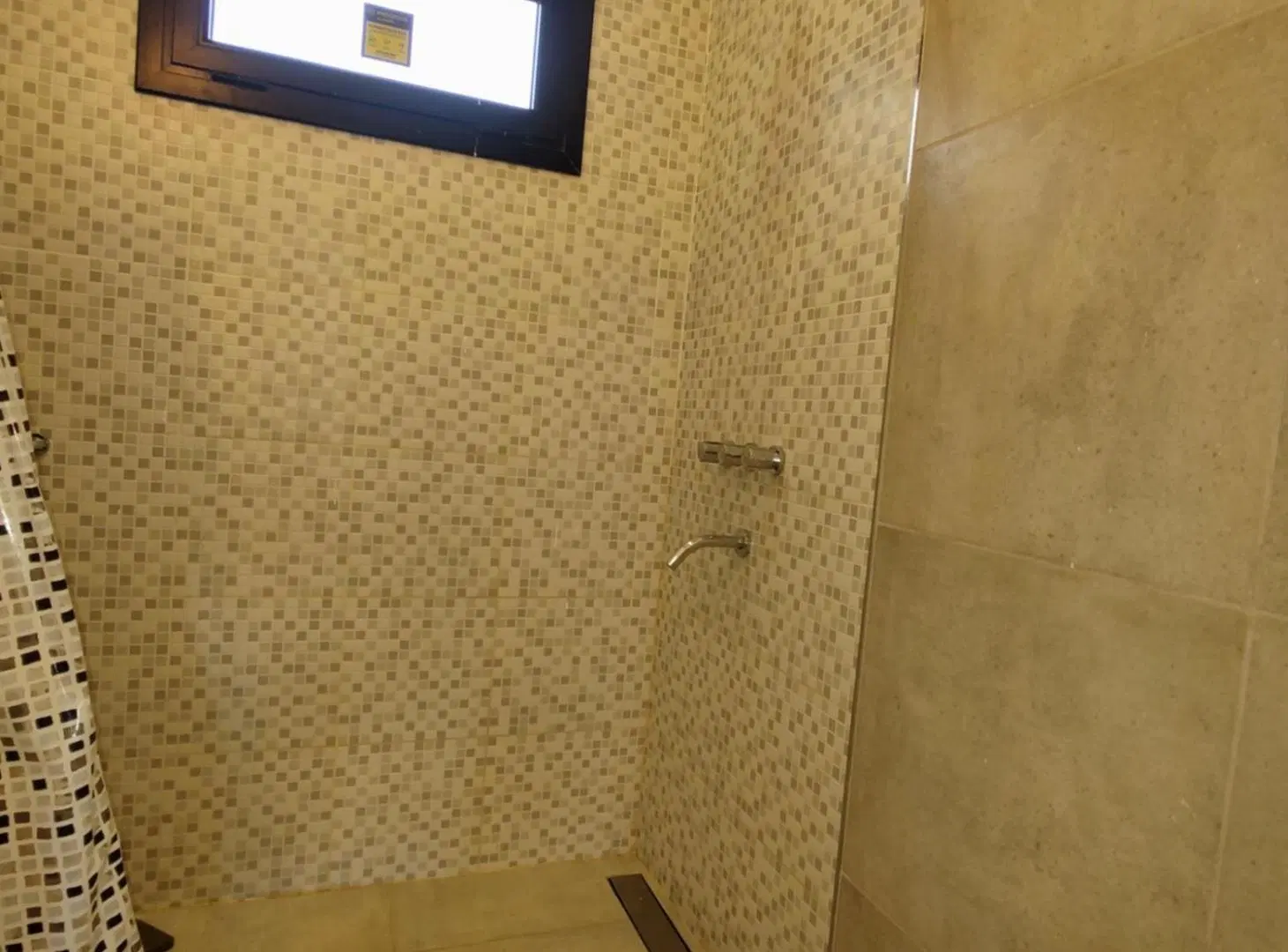 VENTA CASA 2 DORM. ALTOS DE ALBERDI PLOTTIER 8