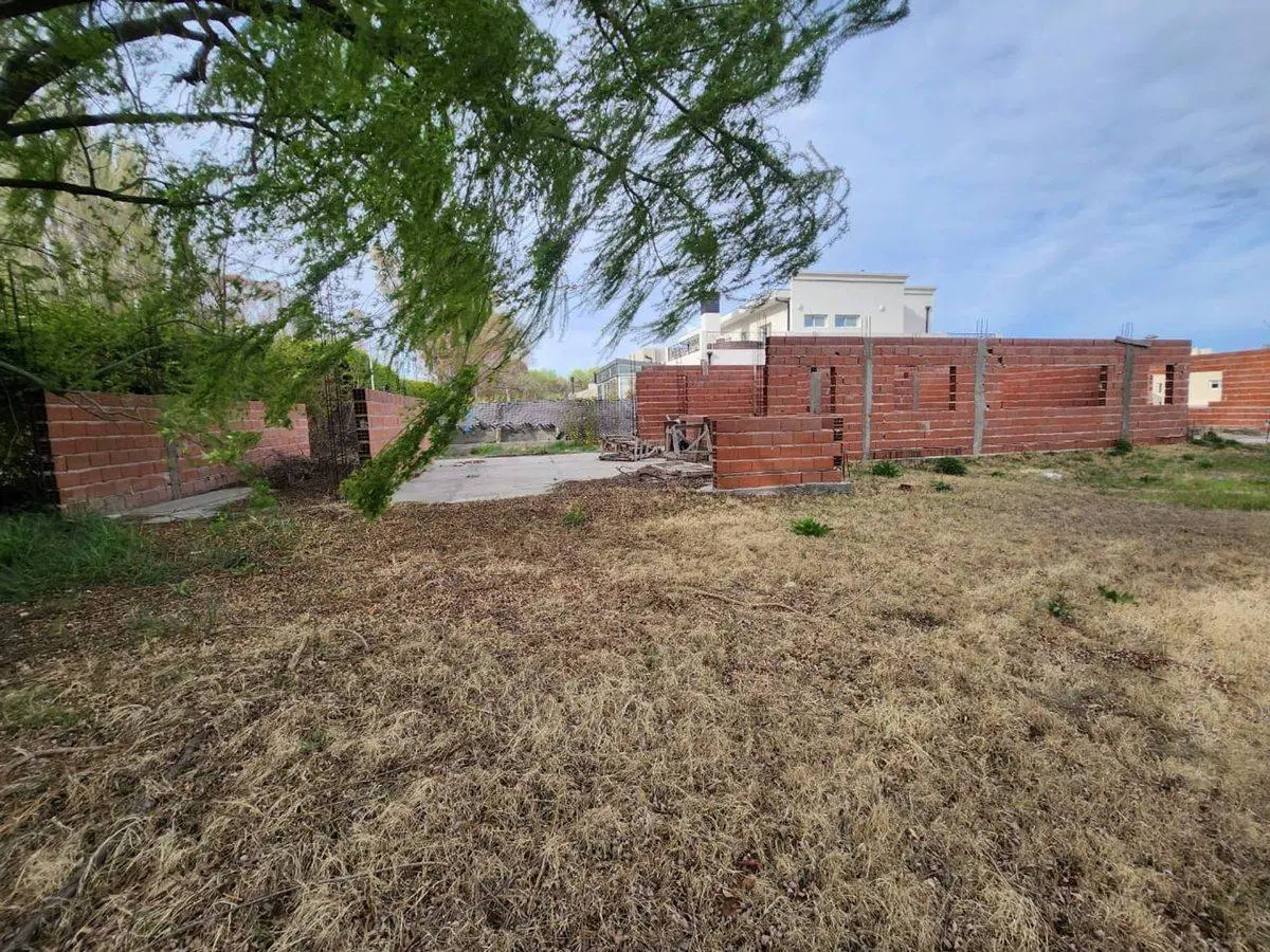 VENTA LOTE BARRIO CERRADO SANTA RITA 3
