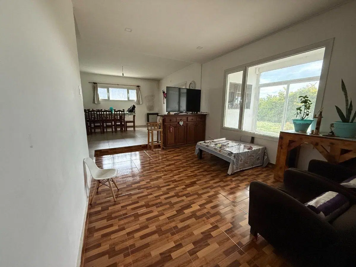 CASA EN VENTA DE 4 DOR. EN B° PRIVADO CINCO SOLES 3