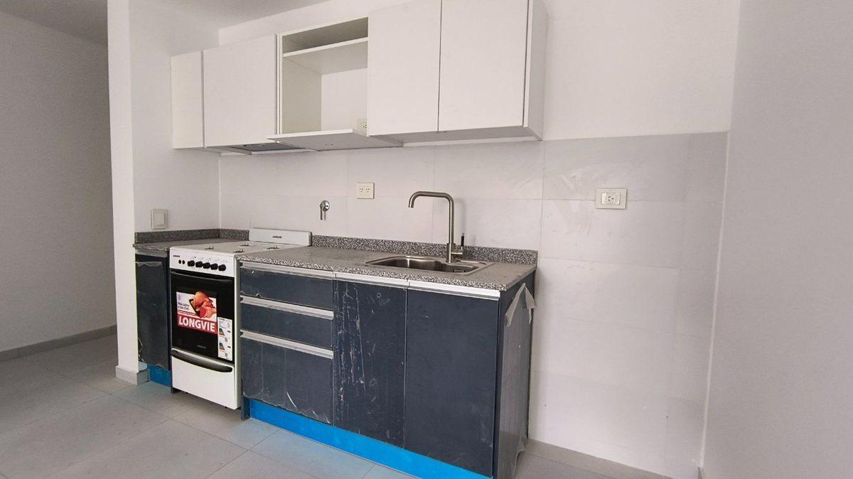 Foto de VENTA DEPARTAMENTO DE UN DORMITORIOS CENTENARIO, imagen 2