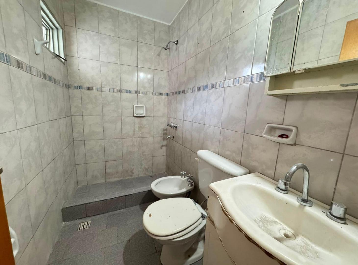 Foto de ALQUILER DEPARTAMENTO 2 DORMITORIOS + COCHERA, imagen 2