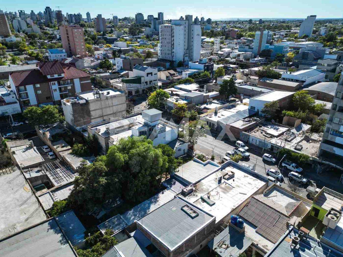 Foto de TERRENO CENTRO DE NEUQUEN APTO DESARROLLO, imagen 2