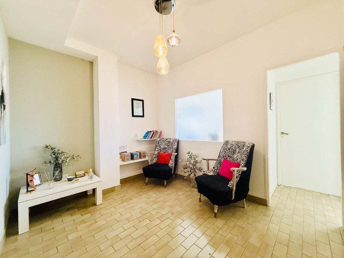Foto de VENTA OFICINA MICROCENTRO DE NEUQUÉN, imagen 5