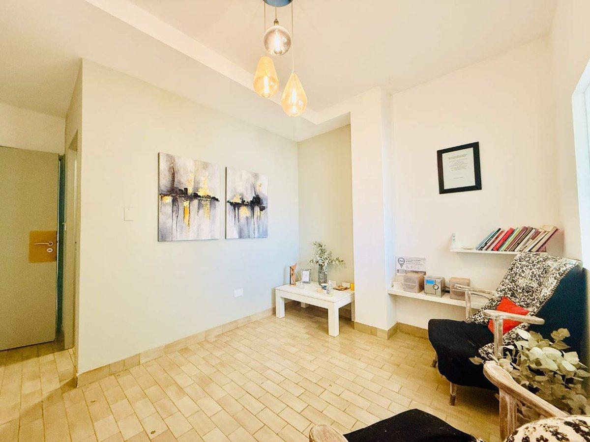 Foto de VENTA OFICINA MICROCENTRO DE NEUQUÉN, imagen 4