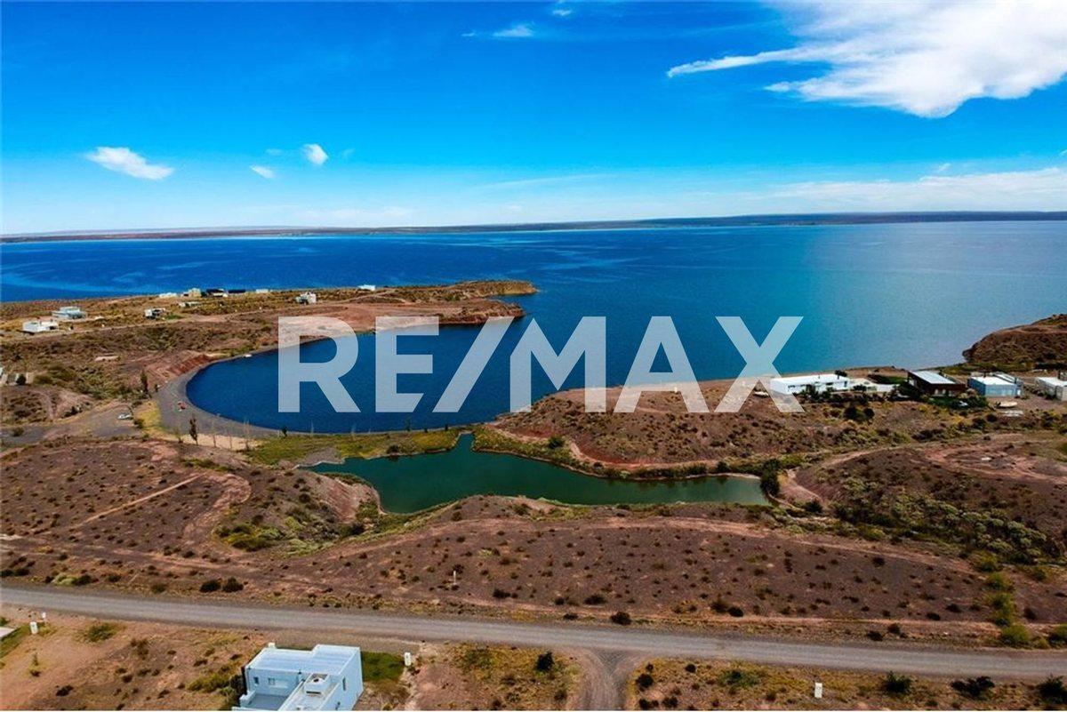 Foto de Exclusivo Lote Villa Tenis Club Mari Menuco, imagen 1