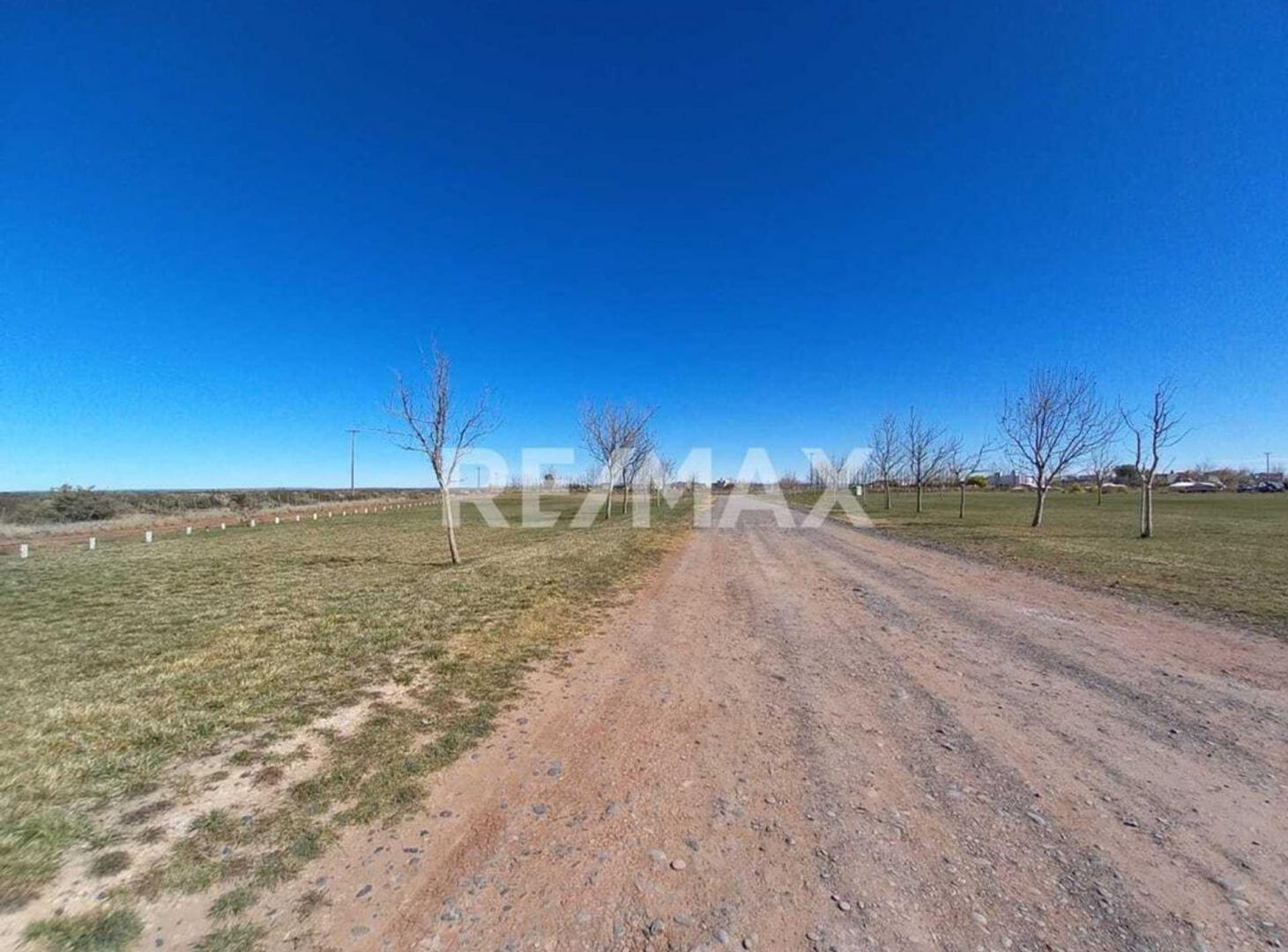 Foto de LOTE 1293m2 VILLA TENIS CLUB MARI MENUCO NEUQUEN, imagen 3
