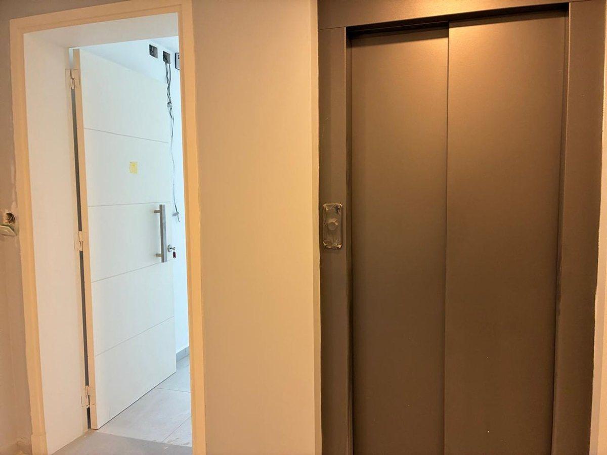 Foto de VENTA DPTO 1 DORMITORIO EDIF NOVA R7, CENTENARIO, imagen 2