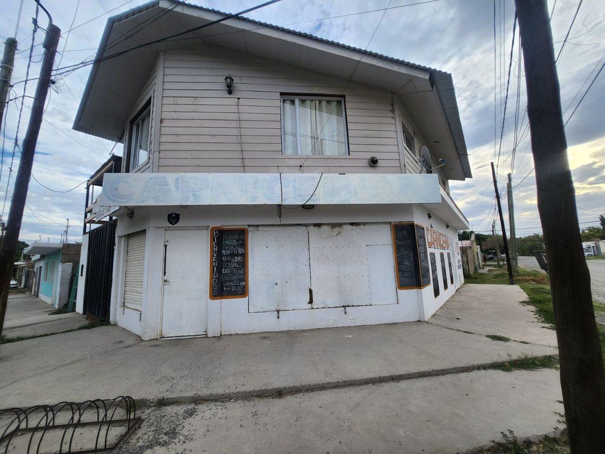 Foto de ALQUILER LOCAL COMERCIAL EN PLOTTIER, imagen 2