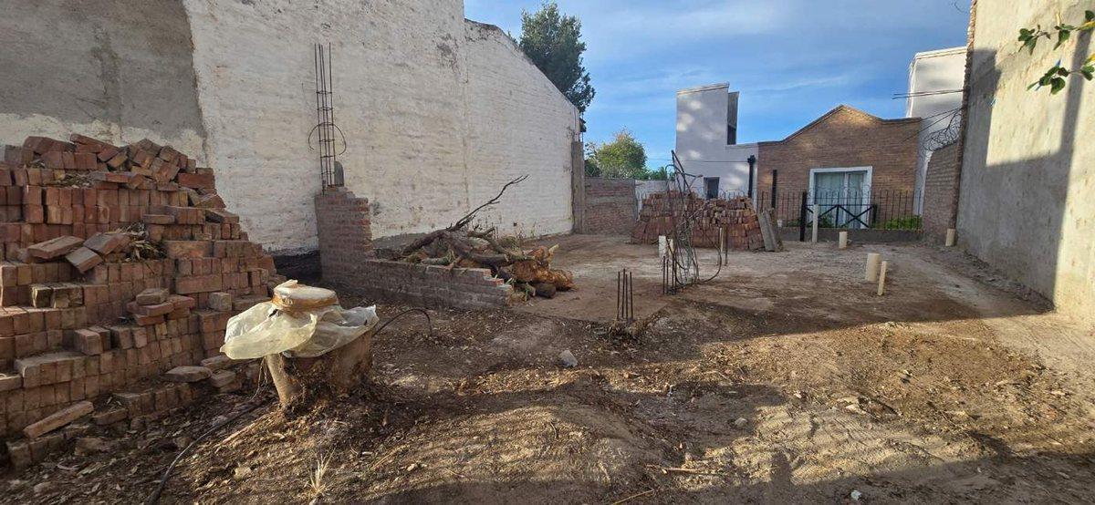 Foto de VENTA LOTE BARRIO SANTA GENOVEVA, imagen 5