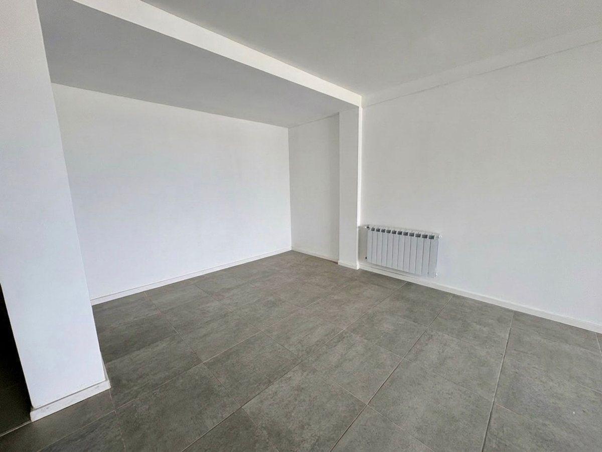Foto de VENTA SEMIPISO 2 DORMITORIO EN NEUQUEN, imagen 3