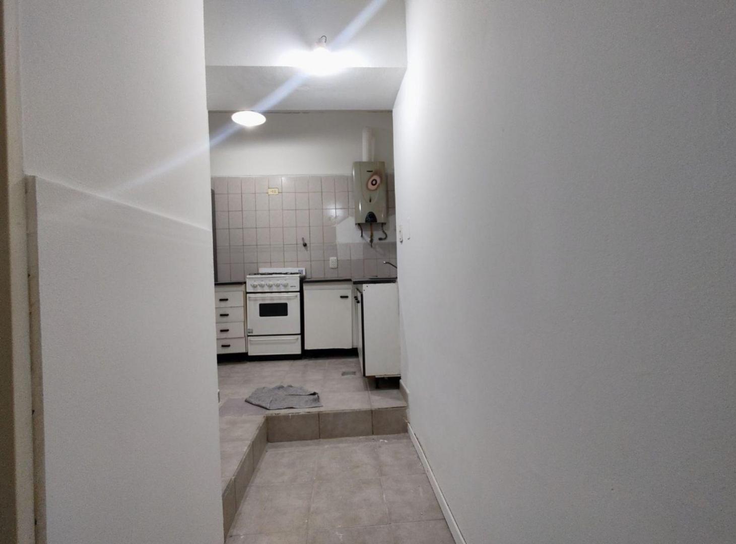 Foto de VENTA DPTO 1 DORM. LAINEZ 141 PISO 1 Dpt.5 NEUQUEN, imagen 5