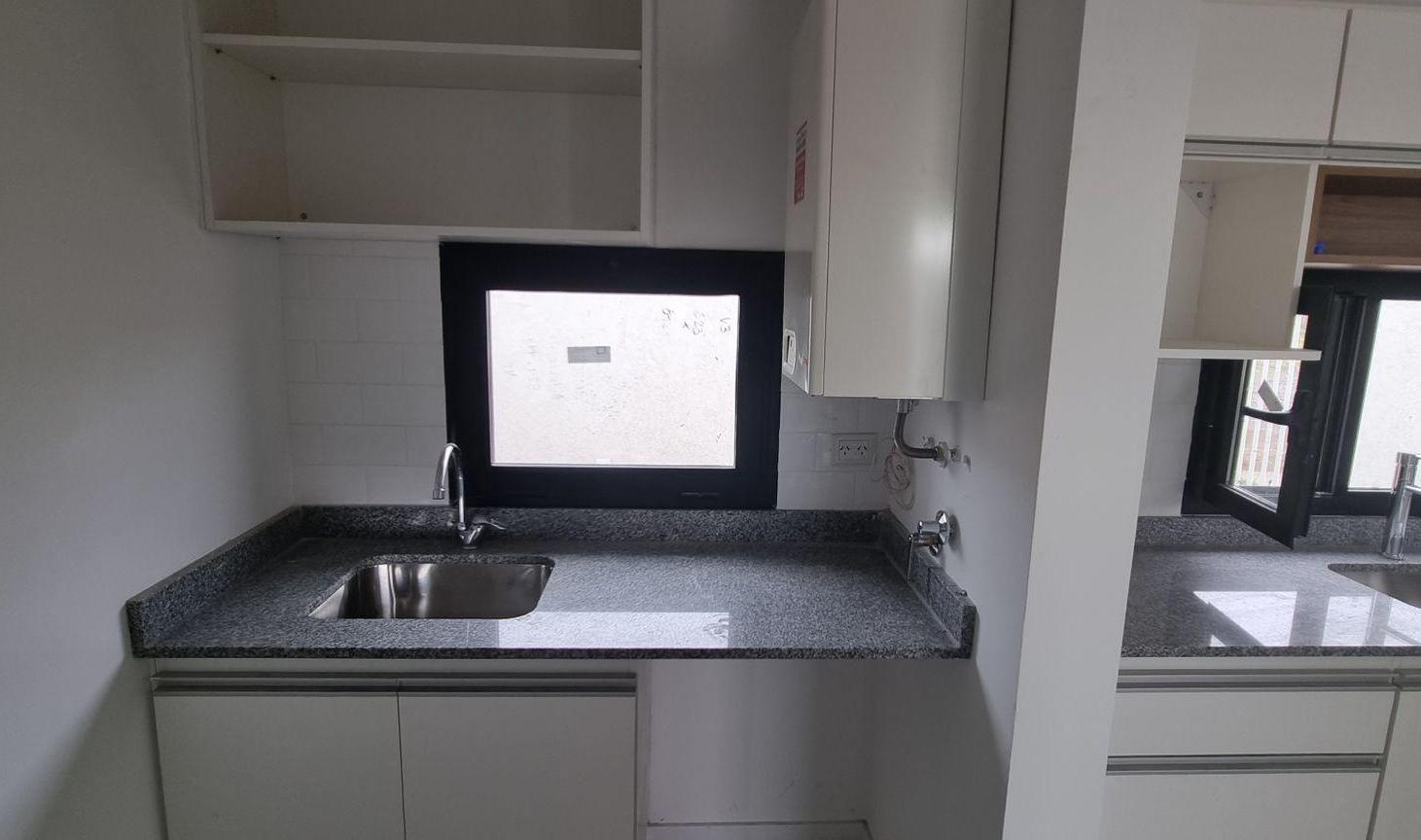 Foto de VENTA DUPLEX 3 DORMITORIOS B. AYRES DEL LIMAY, imagen 3