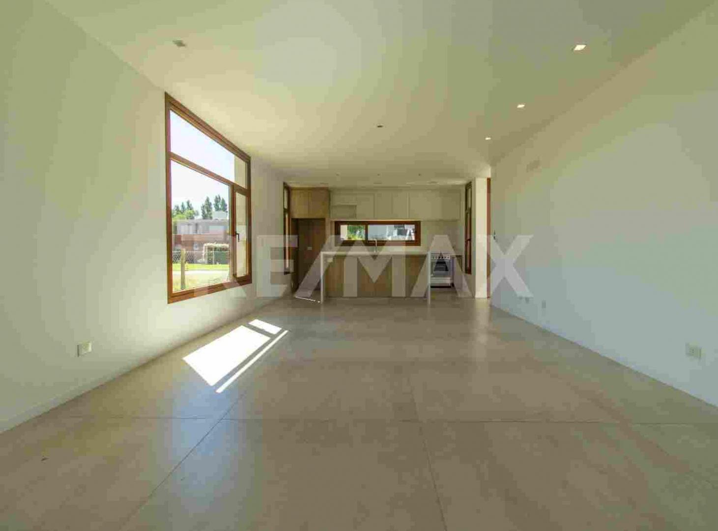 Foto de ALQUILER CASA A ESTRENAR 4 DORM, SAUCES EL LIMAY, imagen 2