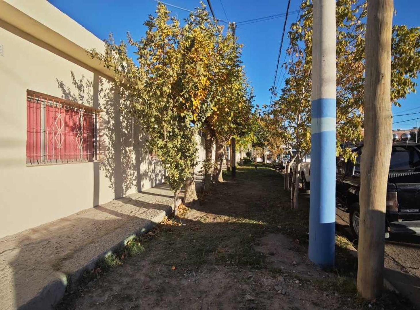 Foto de CASA EN PB EN ESQUINA - SATURNINO TORRES Y COLIHUE, imagen 4