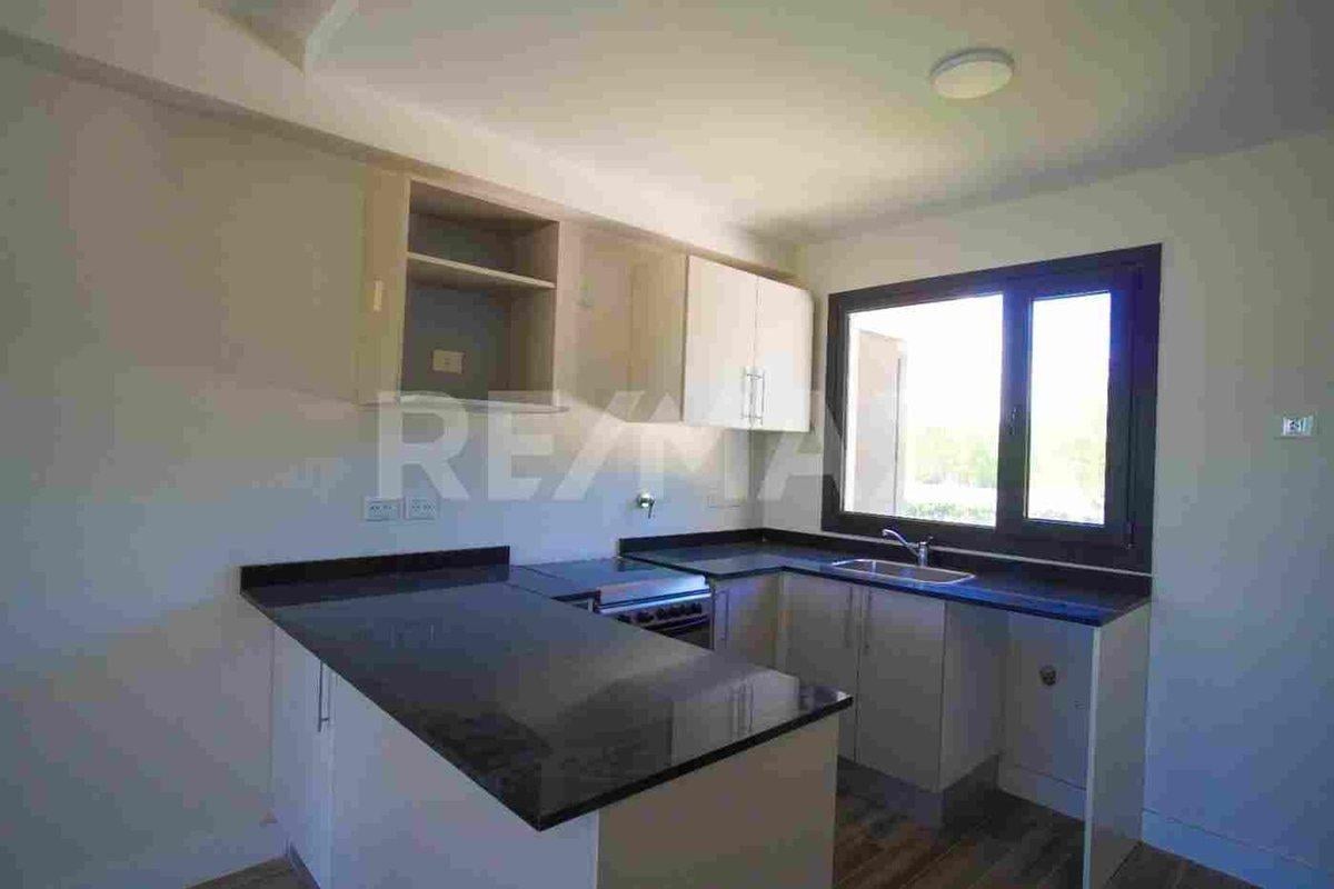 Foto de VENTA DEPTO 2 DORM PB CON JARDIN, B° CANALES, imagen 2