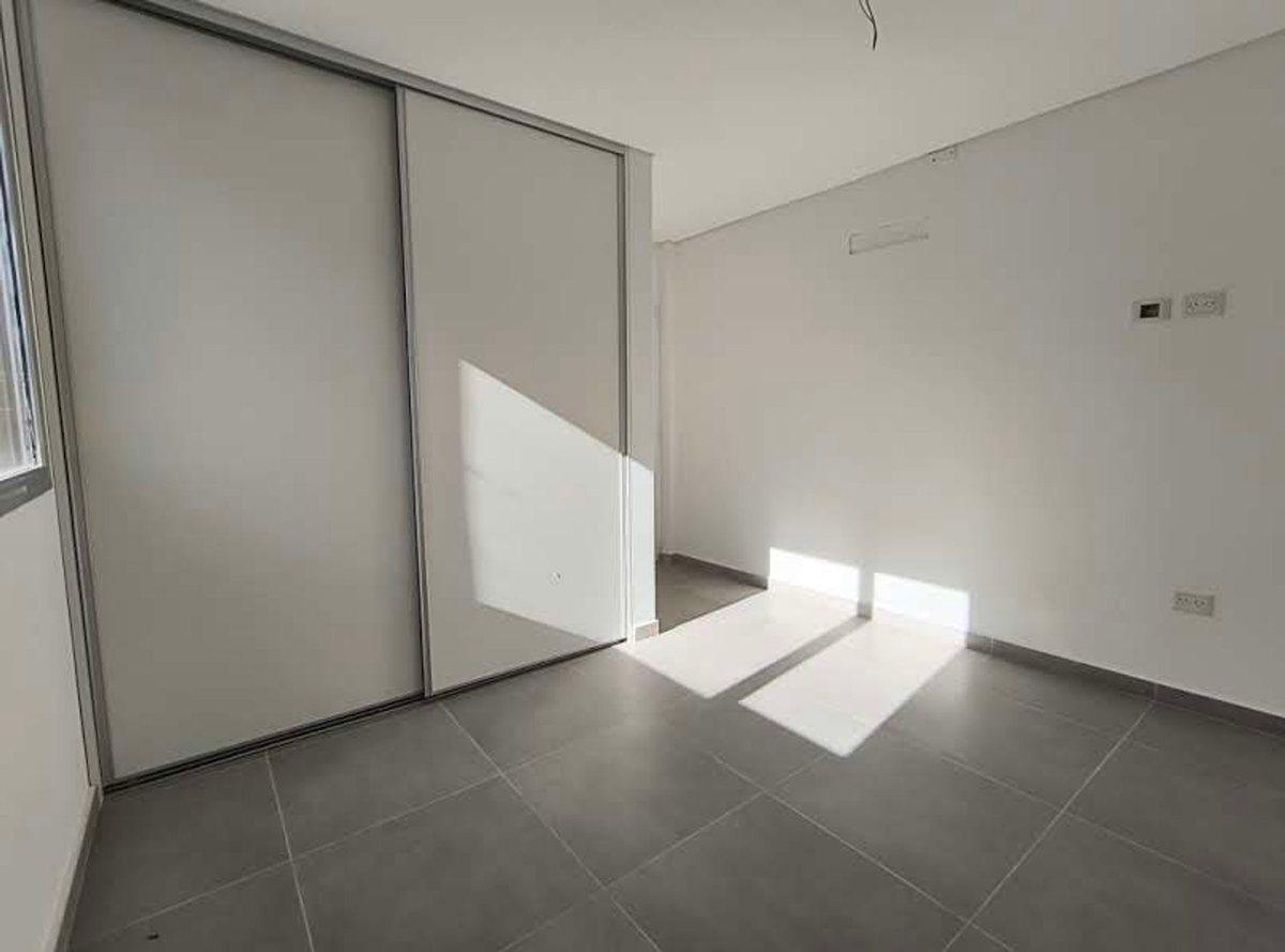 Foto de VENTA DEPARTAMENTO TRES DORMITORIOS, NEUQUEN, imagen 3