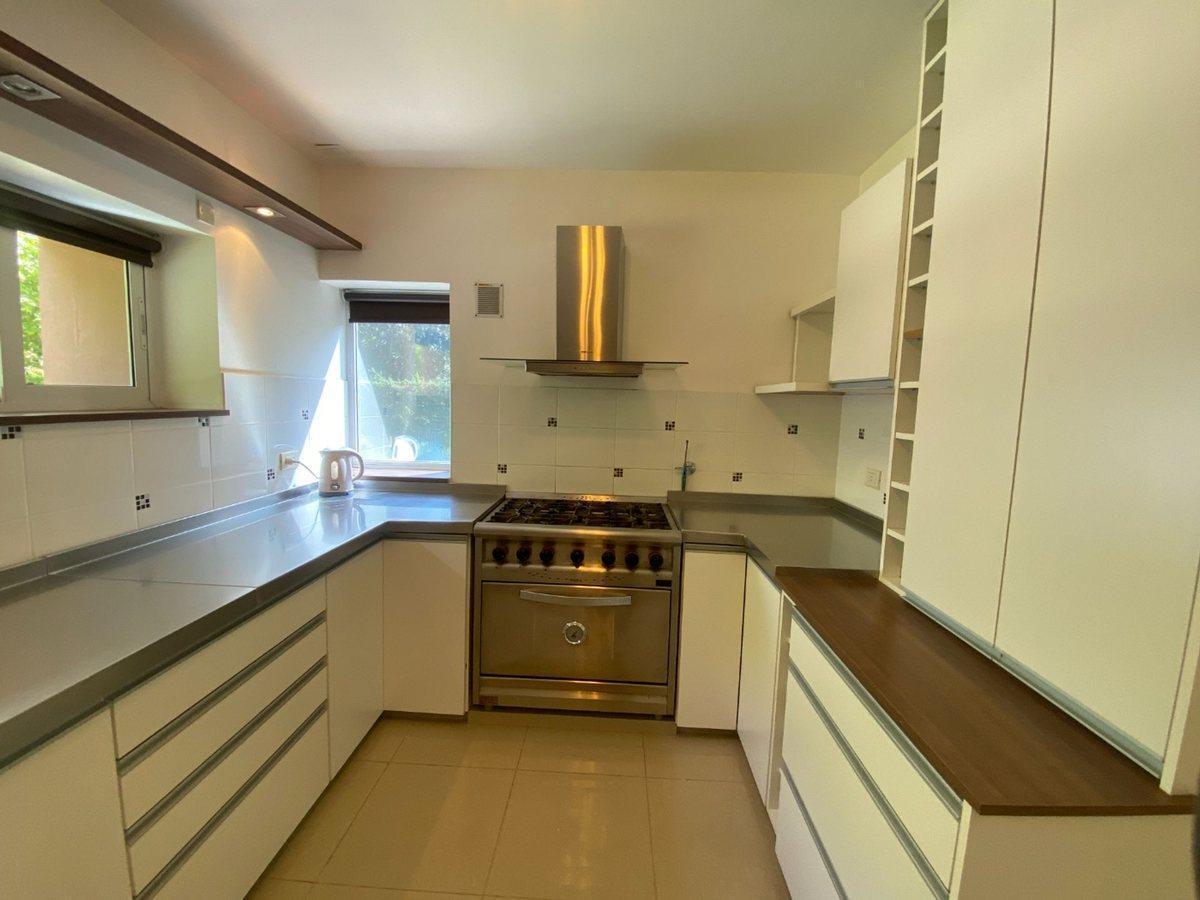 Foto de CASA 3 DORMITORIOS EN VENTA EN PLOTTIER B° PRIVADO, imagen 5