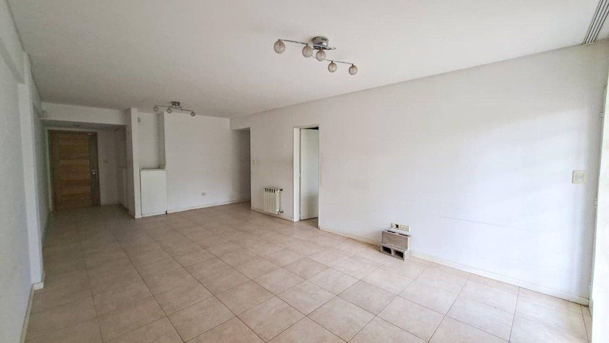 Foto de VENTA DEPARTAMENTO 2 DORMITORIOS, COCHERA/BAULERA, imagen 5