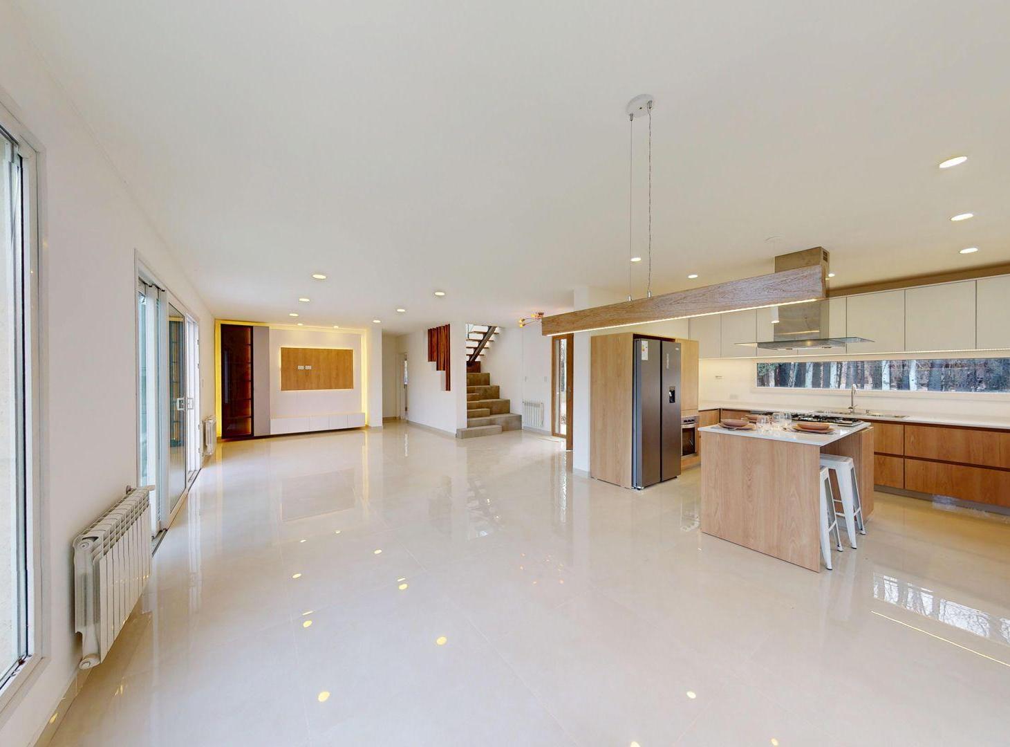 Foto de VENTA CASA 4 DORM. FINCA LAGUNA BLANCA PLOTTIER, imagen 1