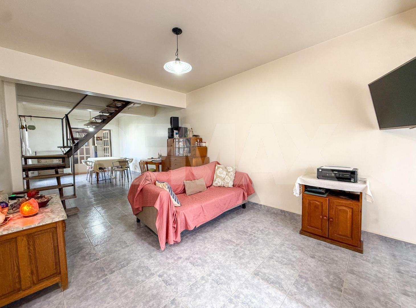 Foto de VENTA | CASA 4 DORMITORIOS | BARRIO DON BOSCO II, imagen 3