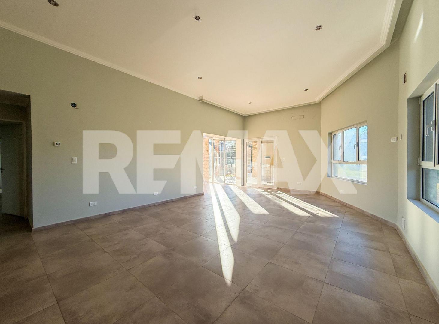 Foto de VENTA CASA BARRIO PRIVADO COSTA RIO, NQN, imagen 2
