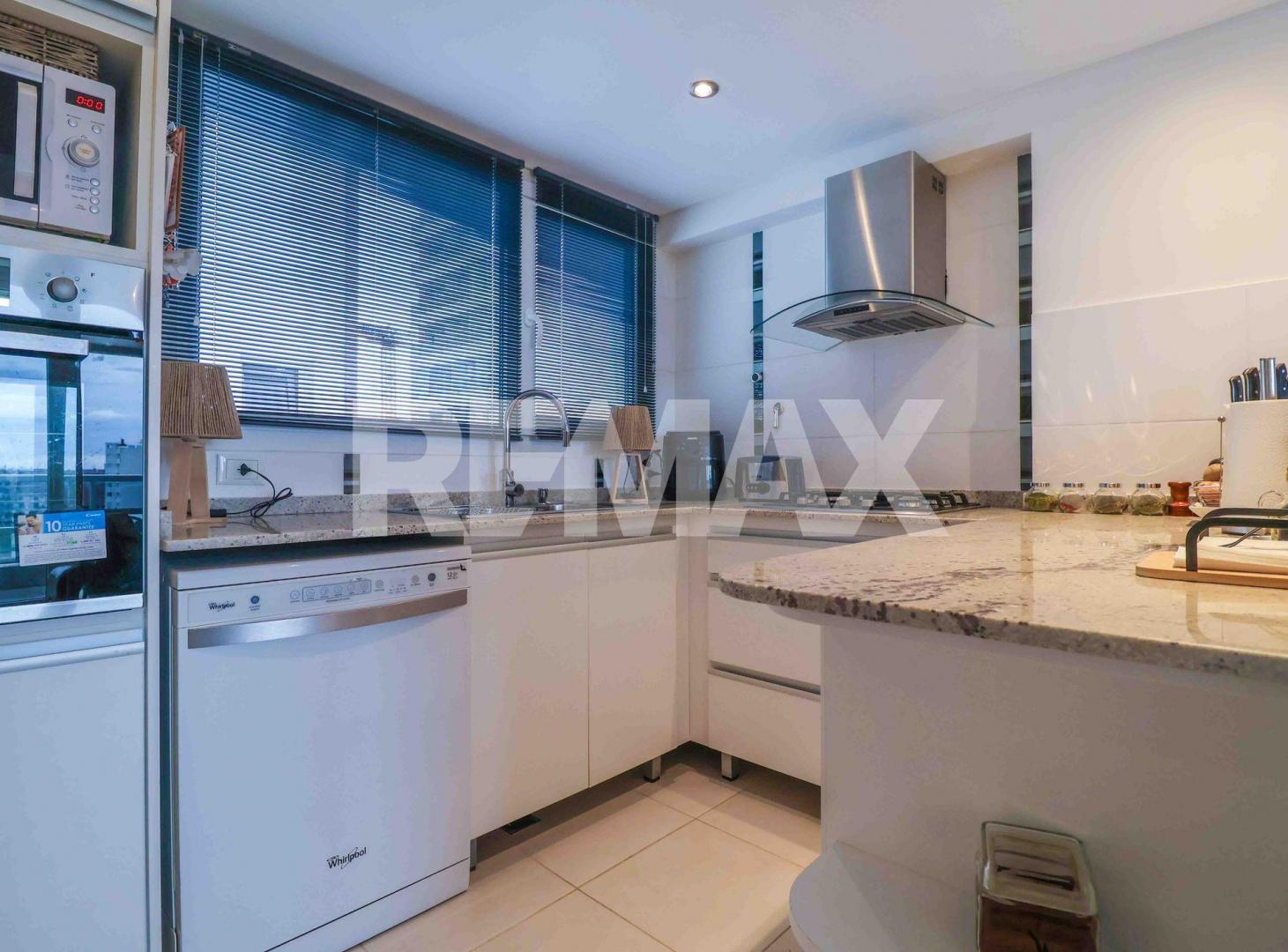 Foto de VENTA DPTO 3 DORM | 2 COCHERAS | EDIF. LOS TEROS, imagen 1
