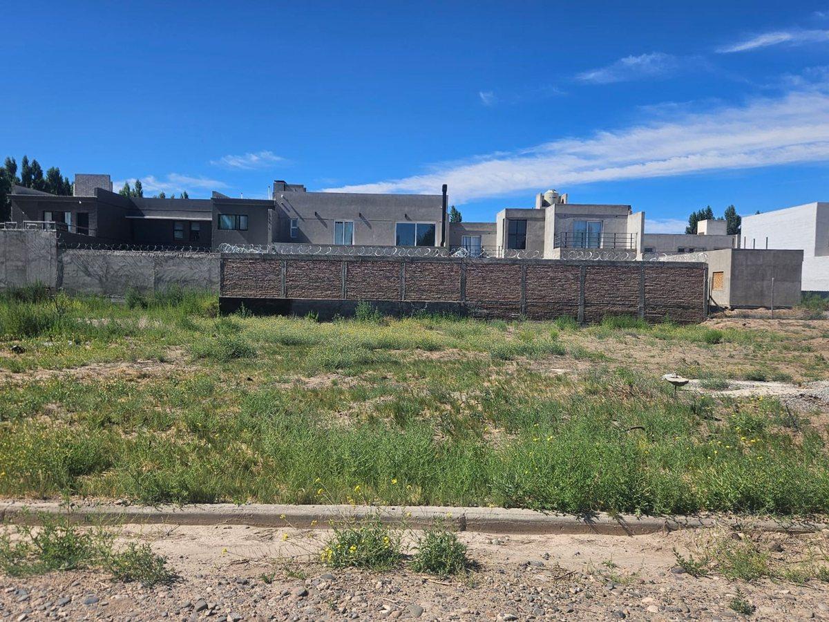 Foto de VENTA LOTE EN B° PARQUES DE TALERO - NEUQUEN, imagen 5