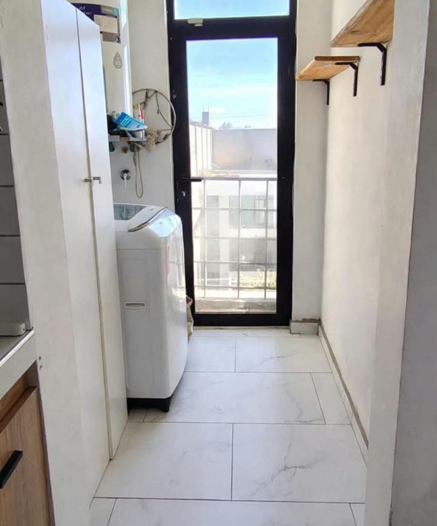 Foto de VENTA CASA CENTENARIO ZONA AUTODROMO, imagen 3