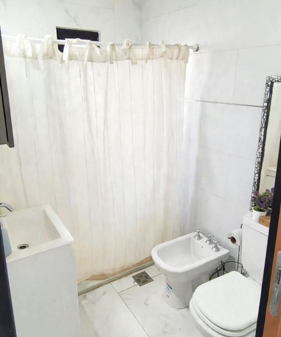 Foto de VENTA CASA CENTENARIO ZONA AUTODROMO, imagen 1
