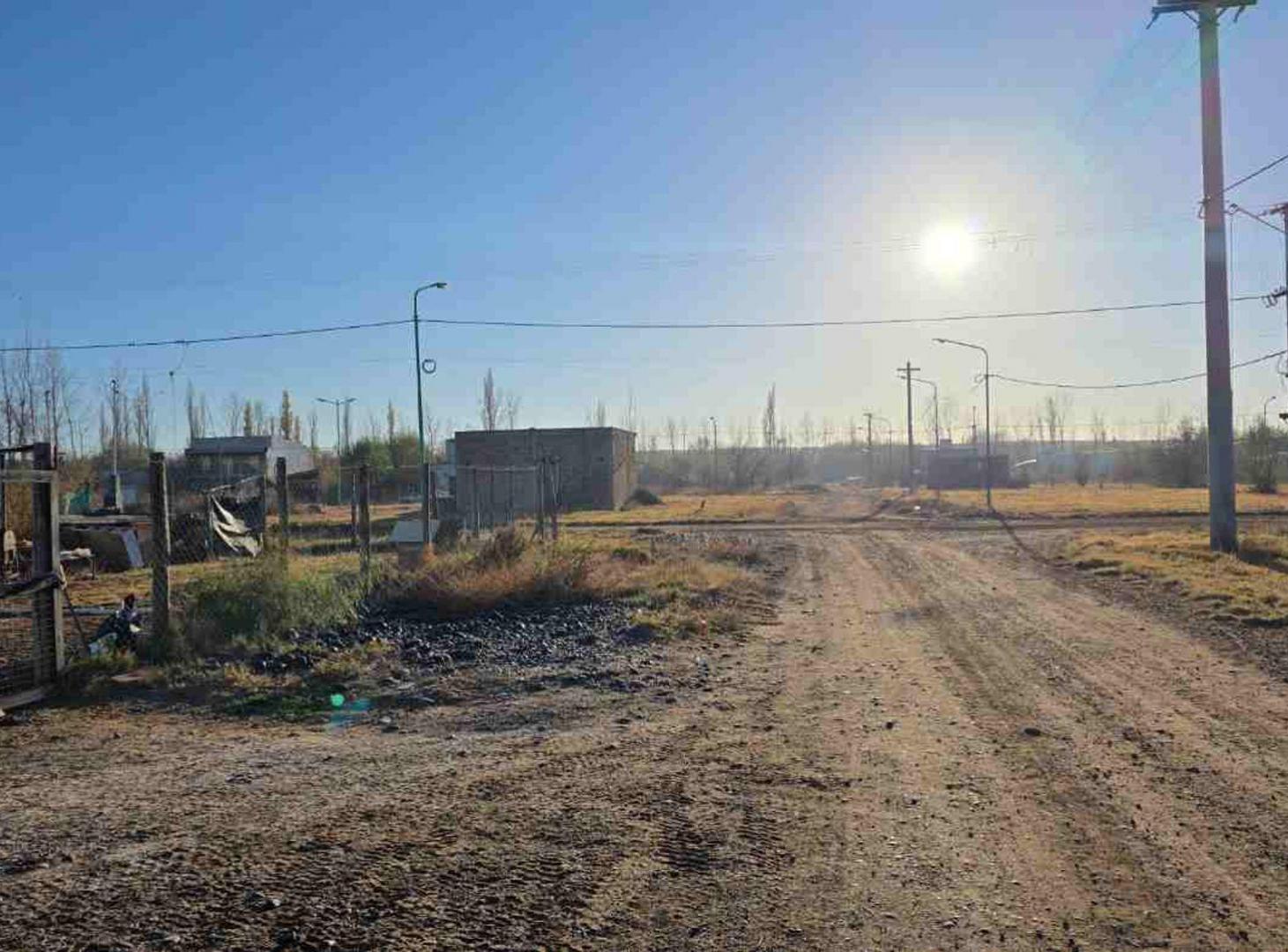 Foto de VENTA CASA EN CONSTRUCCIÓN, CINCO SALTOS, imagen 2
