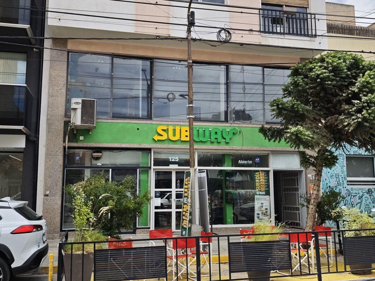 Foto de ALQUILER COMERCIAL 80m2 J. A. ROCA MICROCENTRO NQN, imagen 1