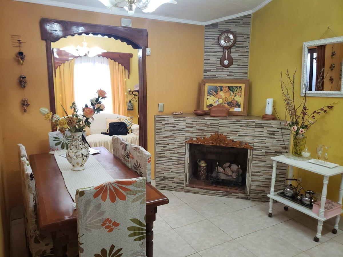 Foto de VENTA CASA TRES DORMITORIOS CON DPTO, imagen 1