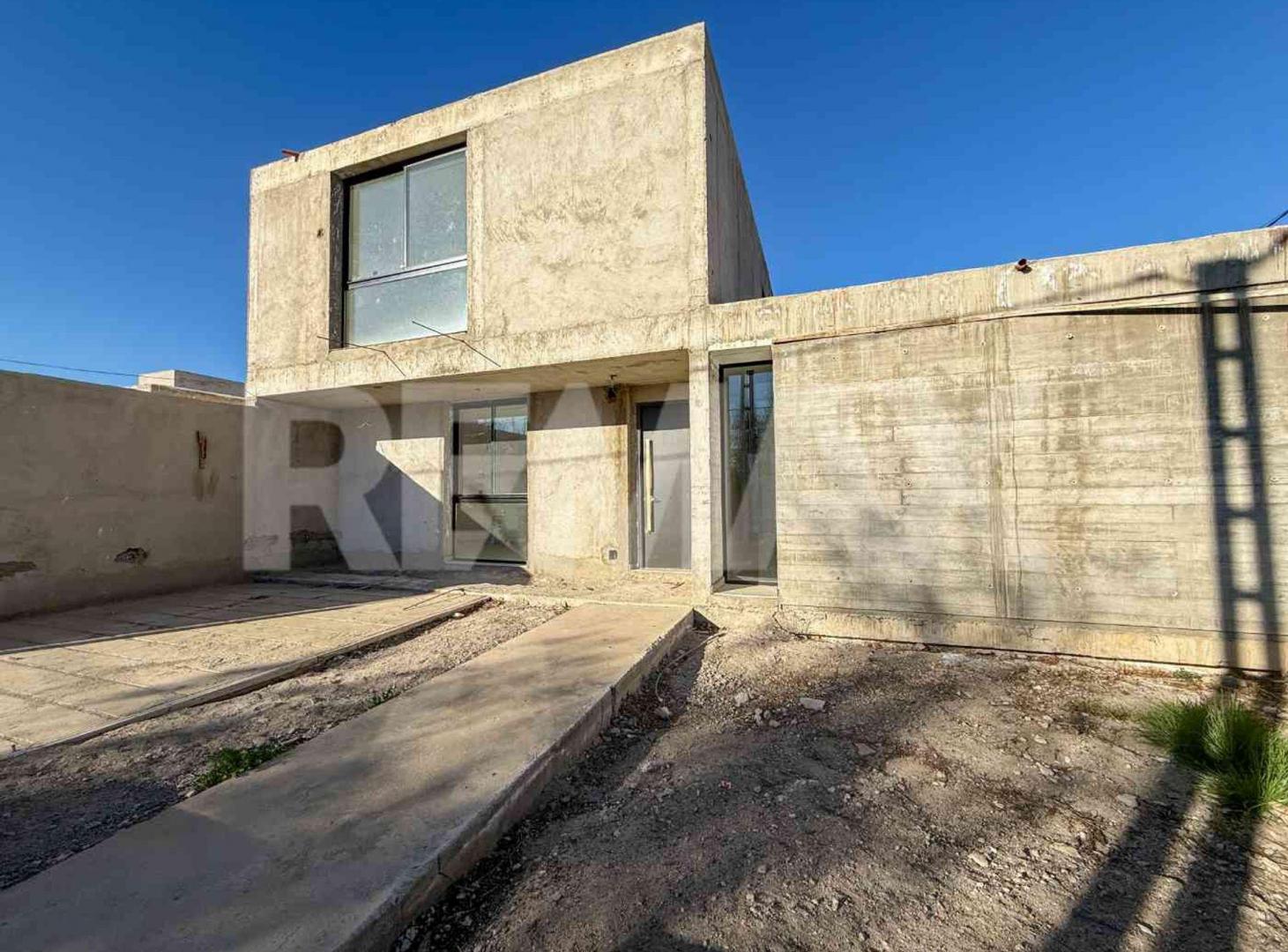 Foto de VENTA CASA 3 DORMITORIOS, BARRIO CONFLUENCIA, imagen 2