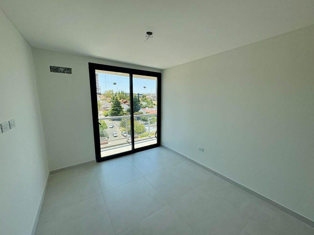 Foto de VENTA DEPARTAMENTO 2 DORMITORIOS, BEQUEM III, imagen 3
