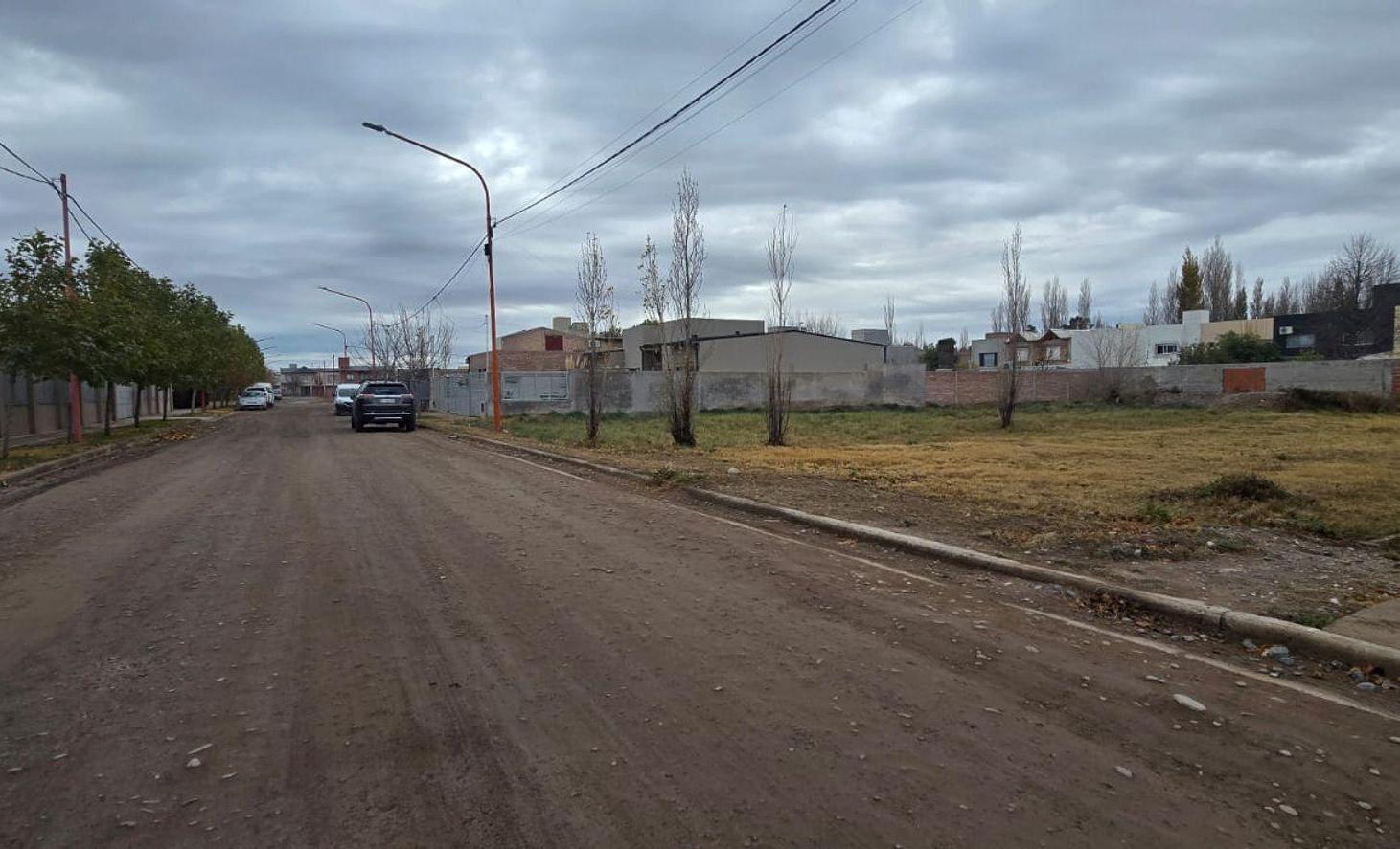 Foto de VENTA LOTE EN BARRIO LOS TORDOS, CIPOLLETTI, imagen 1