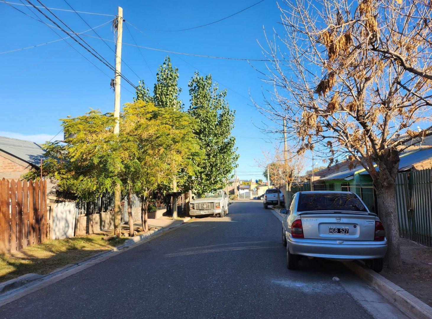 Foto de VENTA CASA + DEPARTAMENTO NEUQUEN - VILLA CEFERINO, imagen 3