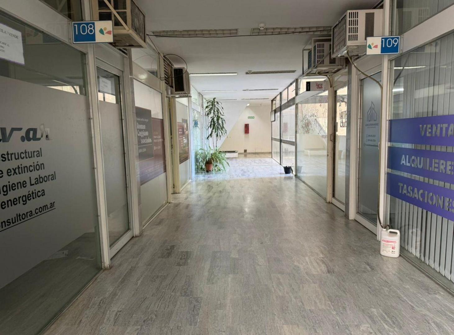 Foto de VENTA OFICINA GALERIA JARDIN | CENTRO DE NEUQUEN, imagen 5