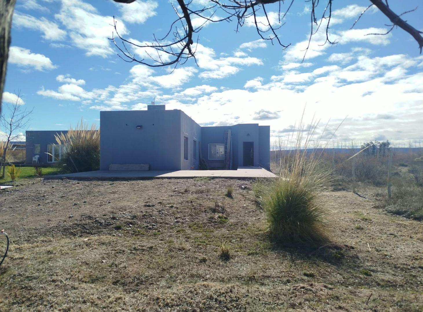 Foto de VENTA CASA 2 DORMITORIOS, CHOCON MEDIO, imagen 1
