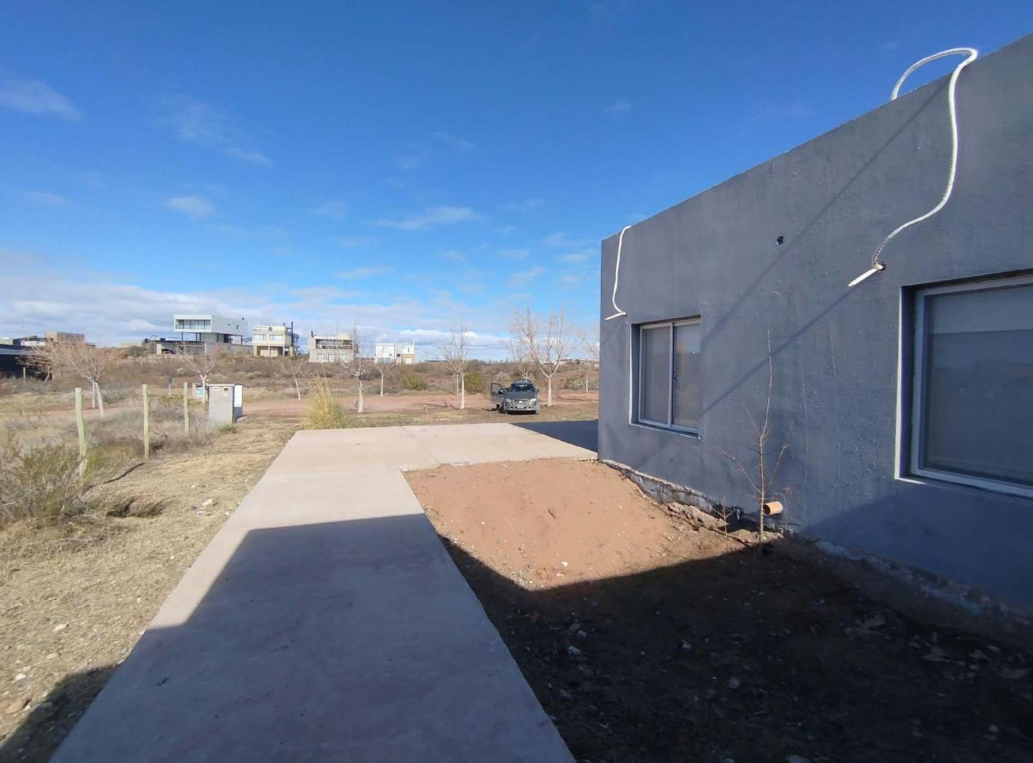 Foto de VENTA CASA 2 DORMITORIOS, CHOCON MEDIO, imagen 3