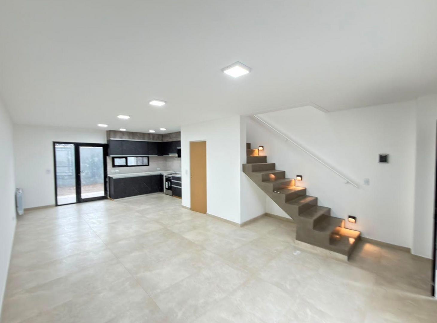 Foto de VENTA, DUPLEX 2 DORMITORIOS A ESTRENAR!, imagen 2