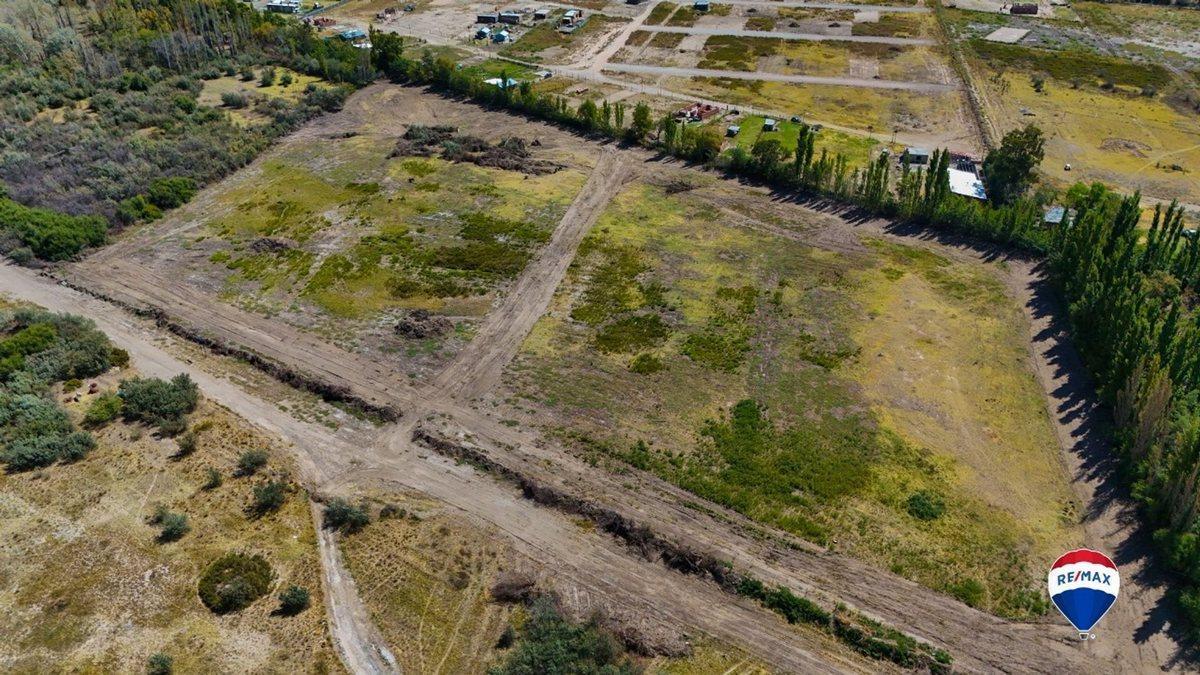 Foto de VENTA TERRENO EN LOTEO LA CATALINA NEUQUEN, imagen 2