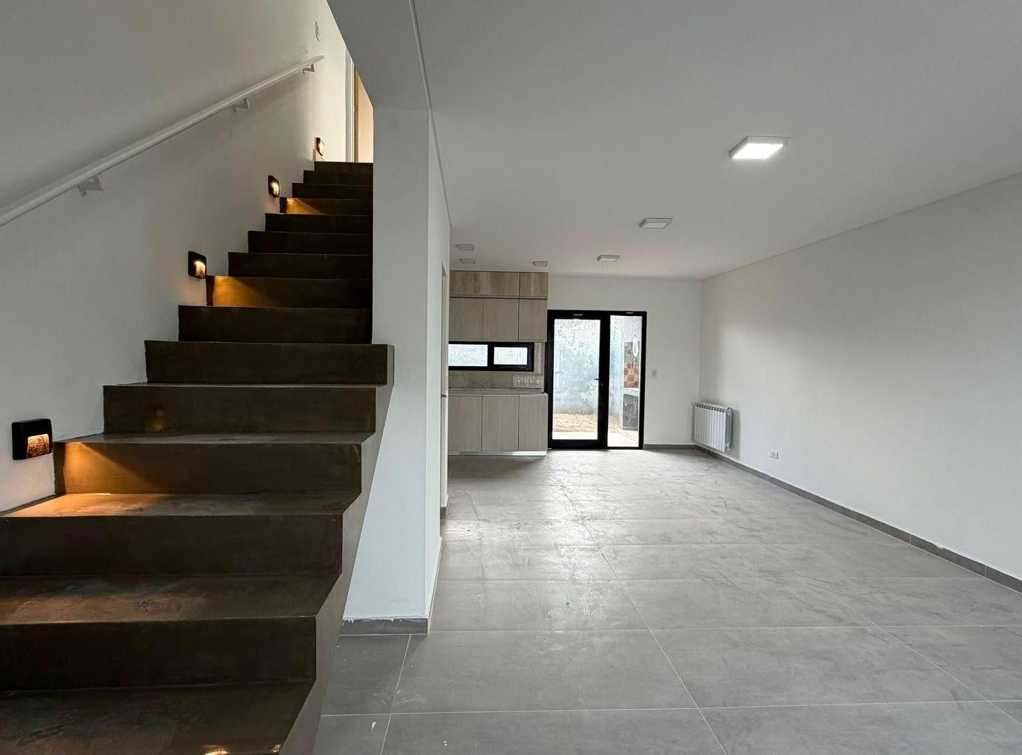 Foto de VENTA DUPLEX 2 DORMITORIOS A ESTRENAR!, imagen 4