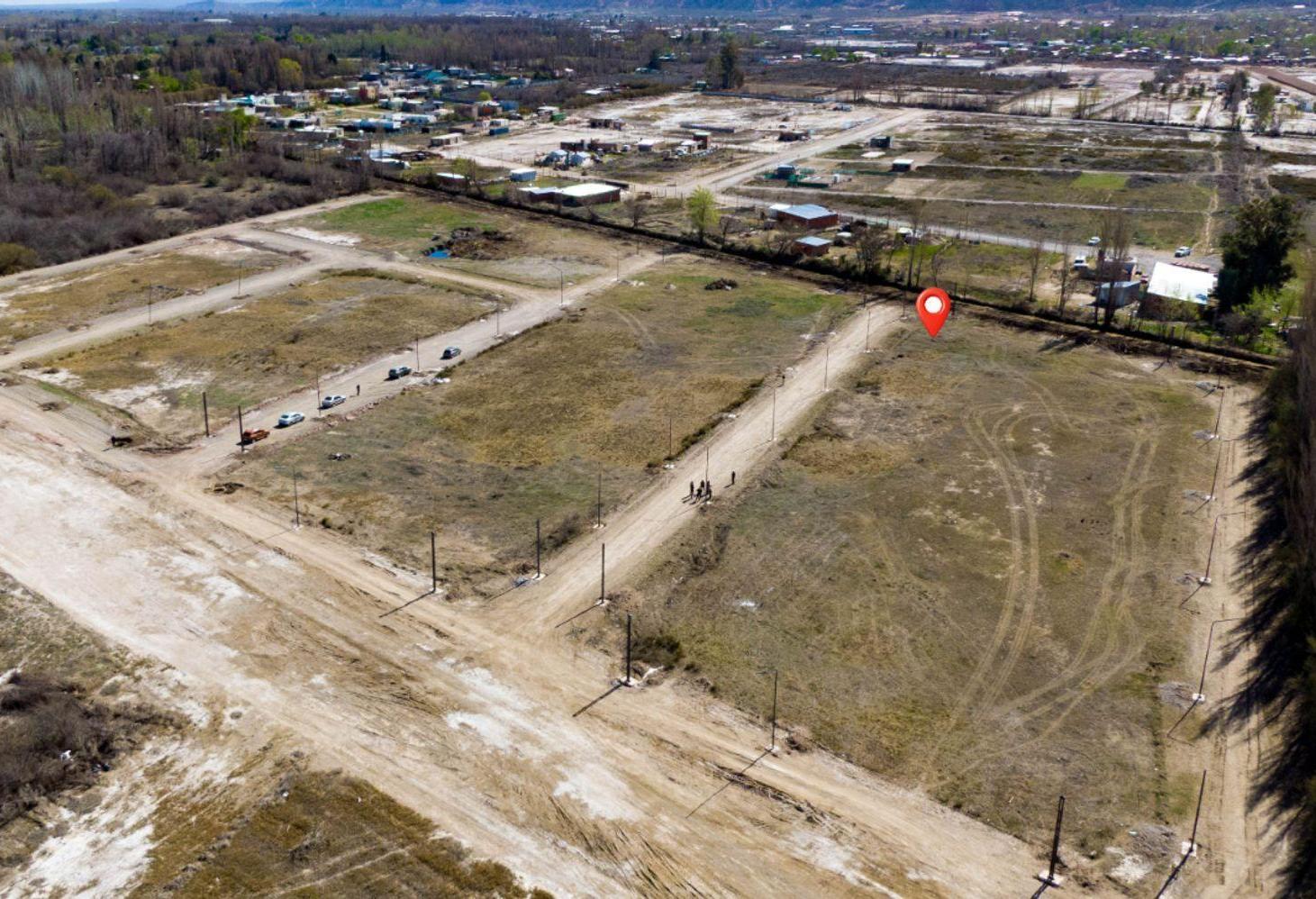 Foto de VENTA DE LOTE EN ESQUINA EN LOTEO LA CATALINA, imagen 4